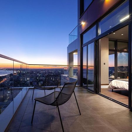 Only Boutique Suites & Residences Лімасол Екстер'єр фото