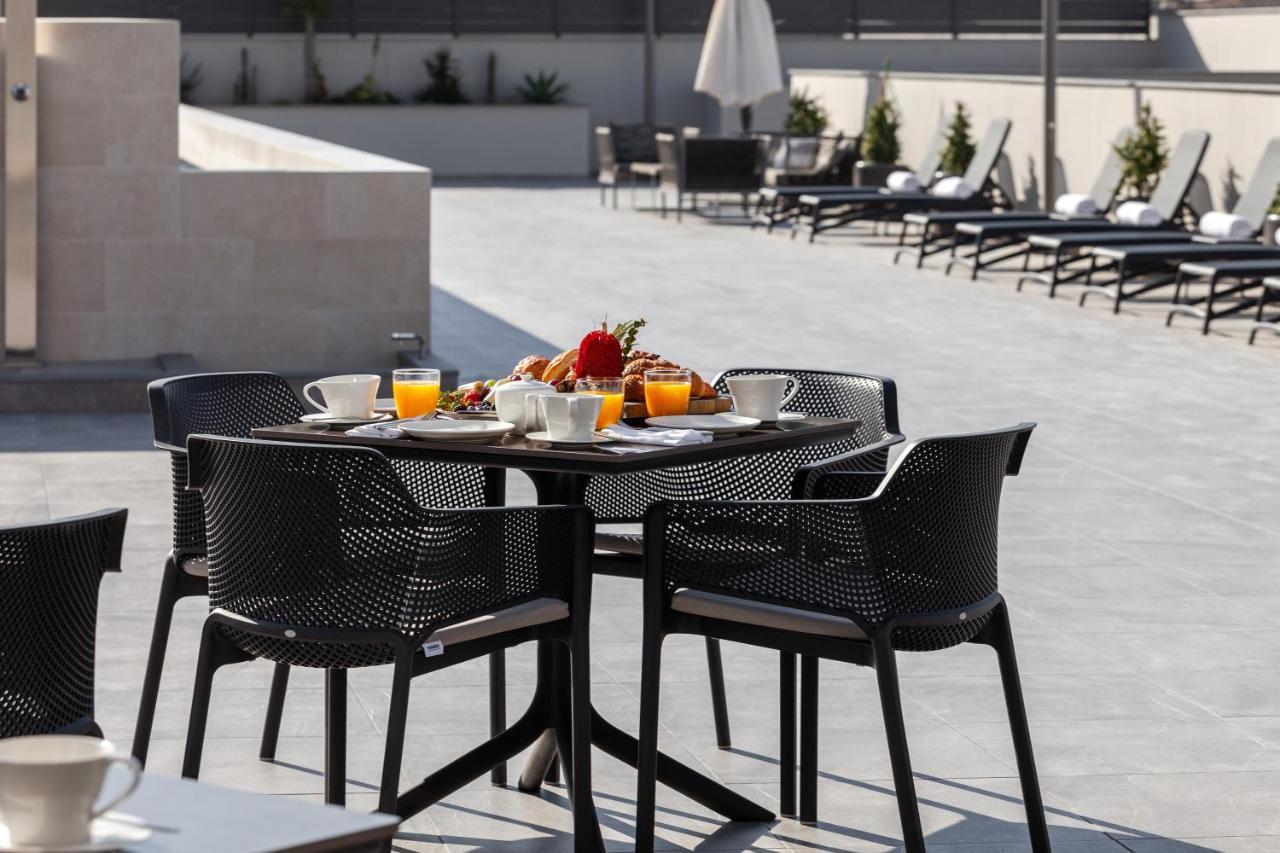 Only Boutique Suites & Residences Лімасол Екстер'єр фото