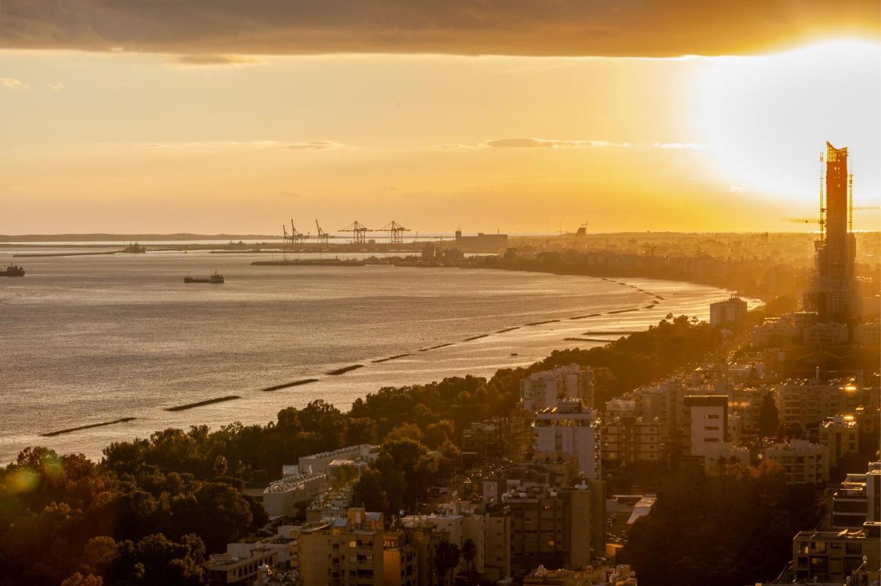 Only Boutique Suites & Residences Лімасол Екстер'єр фото
