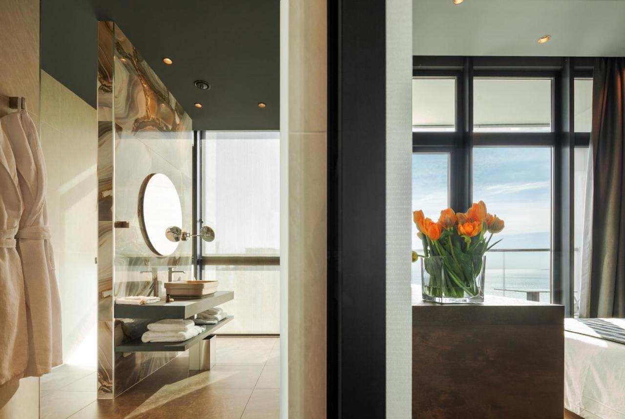 Only Boutique Suites & Residences Лімасол Екстер'єр фото