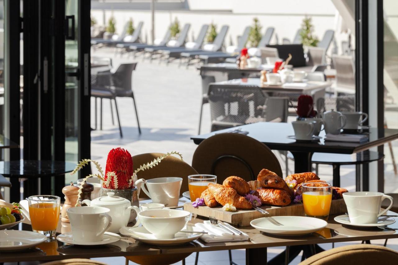 Only Boutique Suites & Residences Лімасол Екстер'єр фото