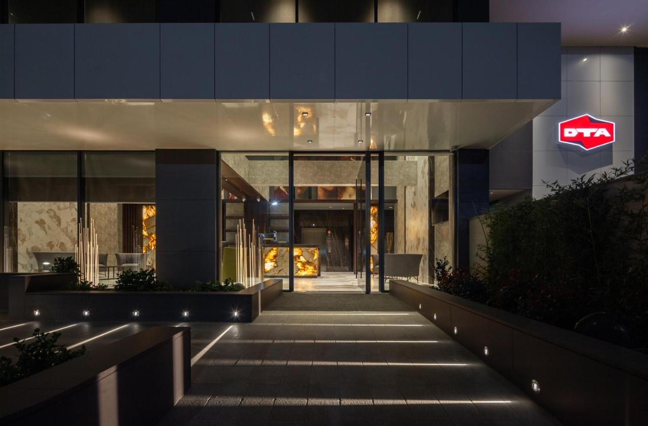Only Boutique Suites & Residences Лімасол Екстер'єр фото